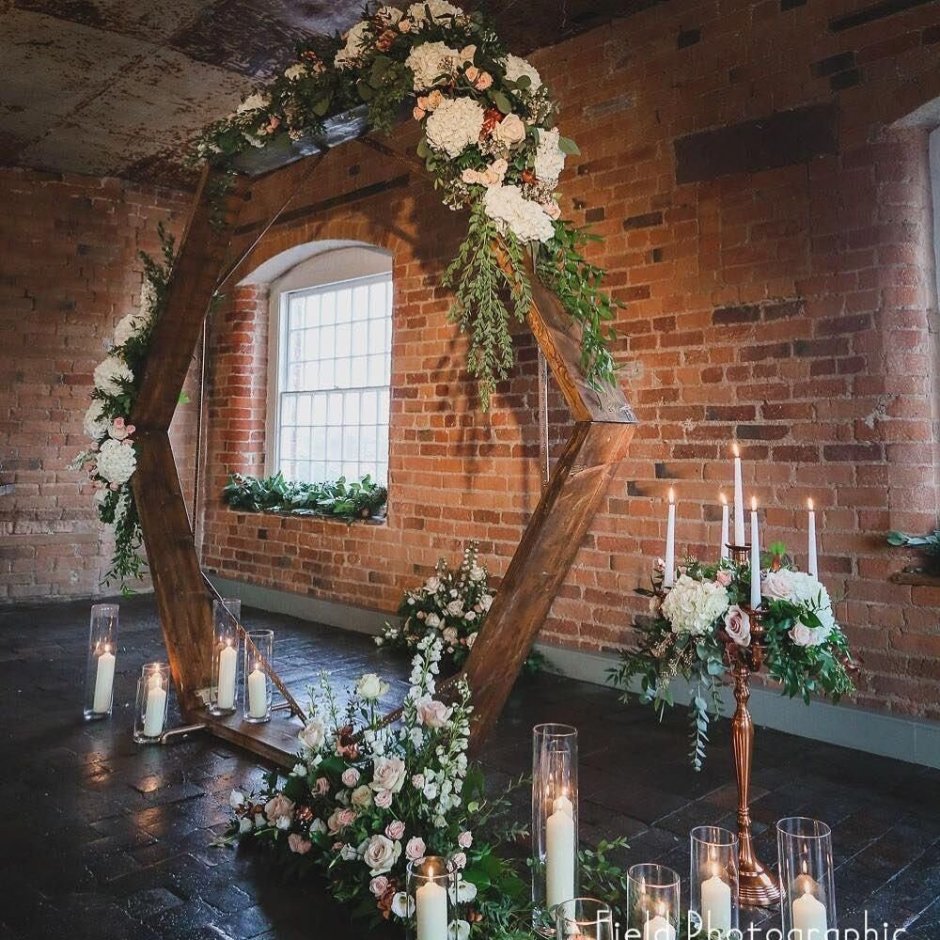 Свадебная арка в стиле лофт