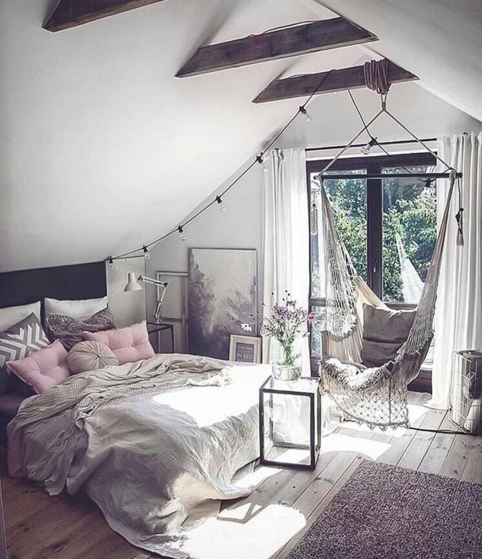 Комната на чердаке Эстетика