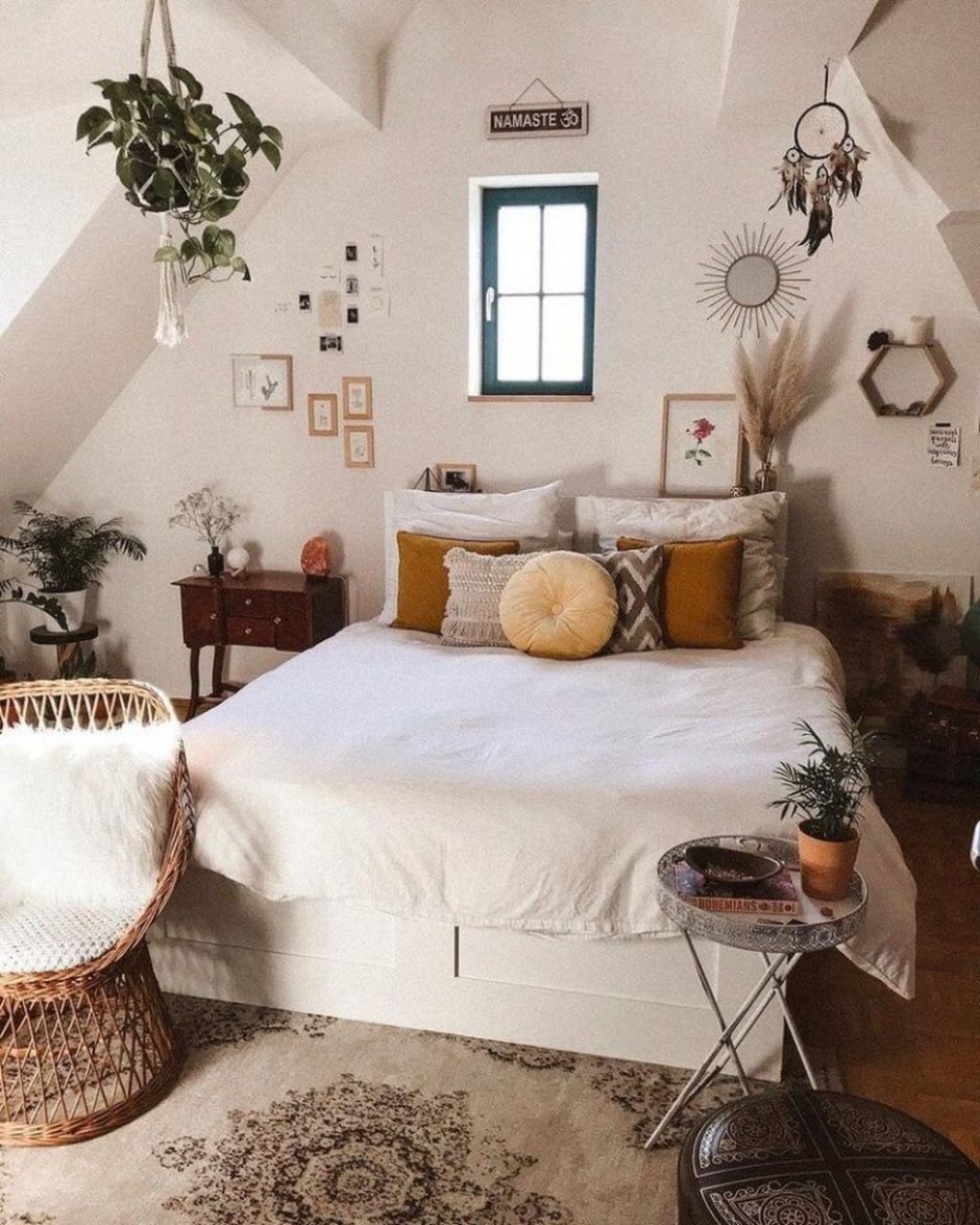 Кровать в стиле бохо