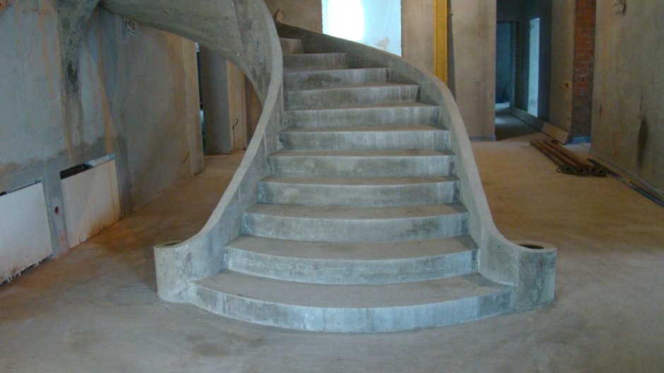 Лестницы бетонные монолитные