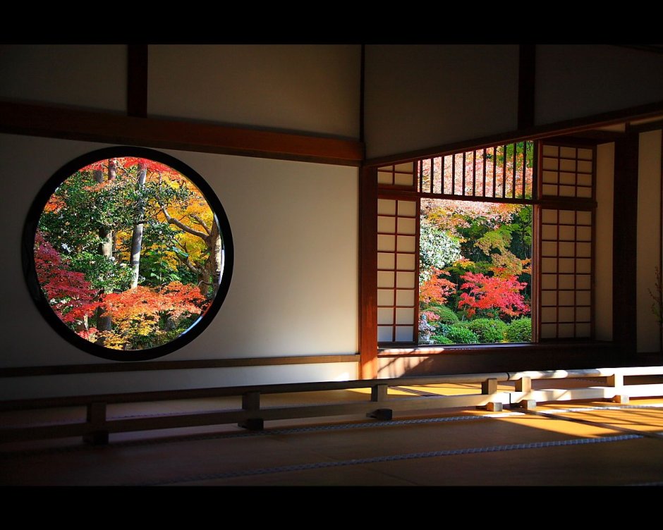 Окно в японском стиле
