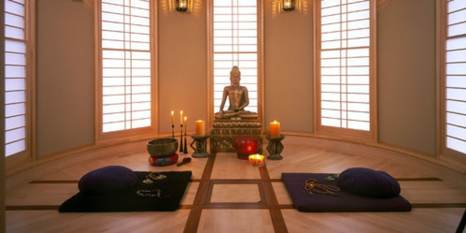 Медитация в помещении
