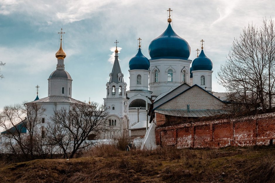 Боголюбово на английском