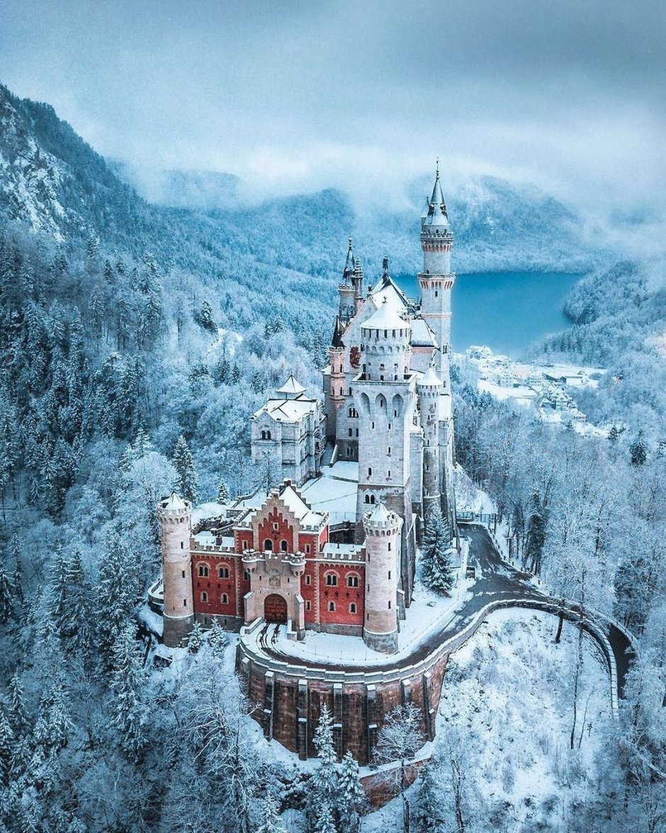 Замок Нойшванштайн Бавария Германия