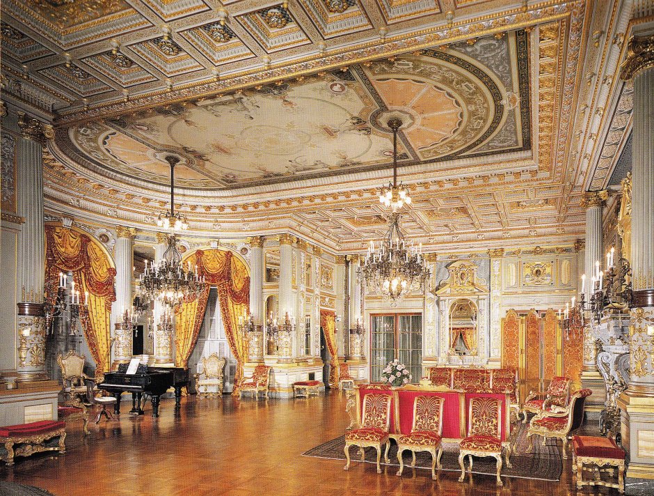 Императорский дворец Гатчина