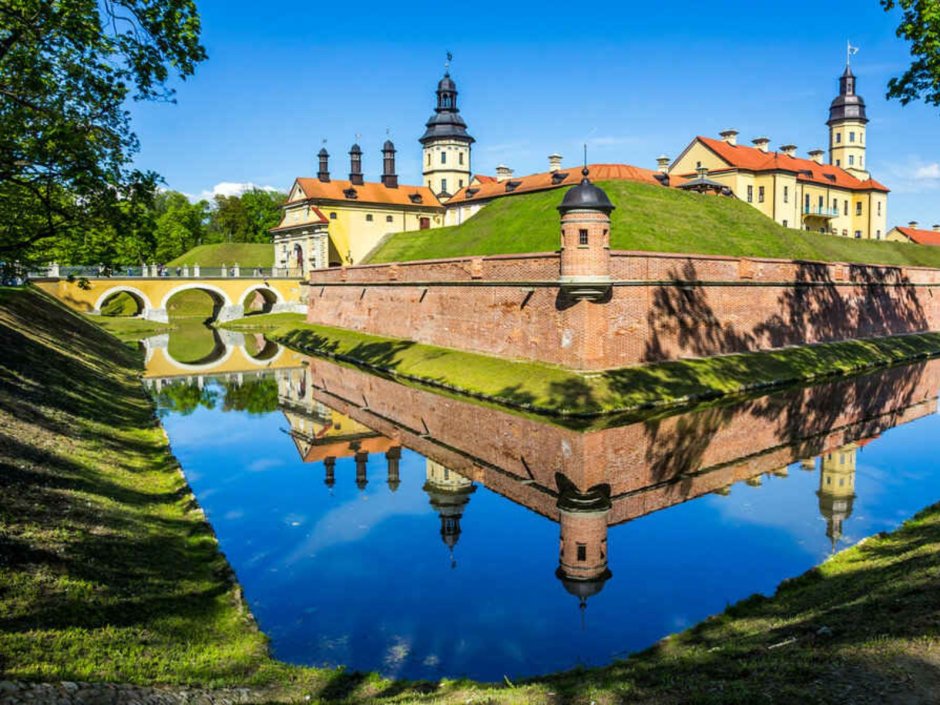 Замок Радзивиллов в Белоруссии