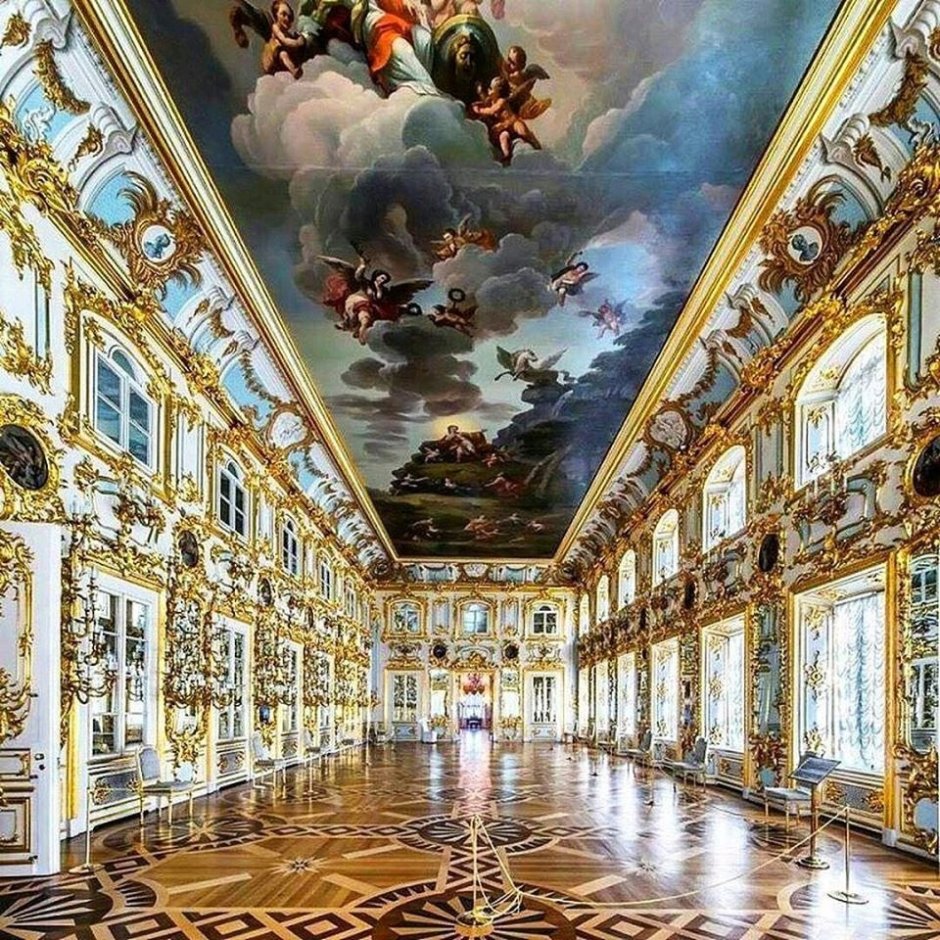 Петергоф большой дворец коронная