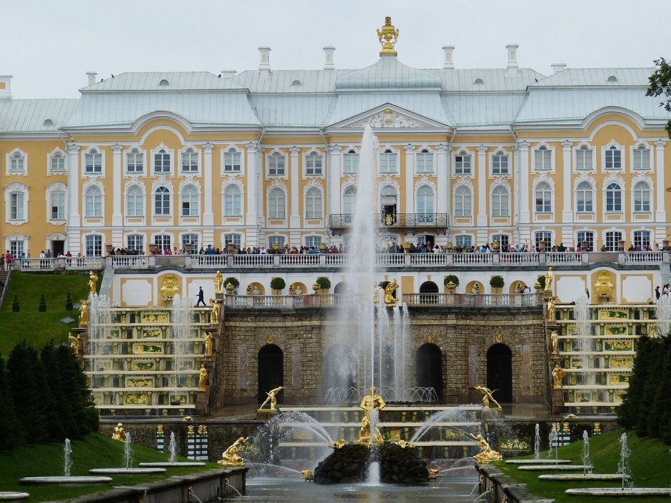 Большой Петергофский дворец аудиенц зал