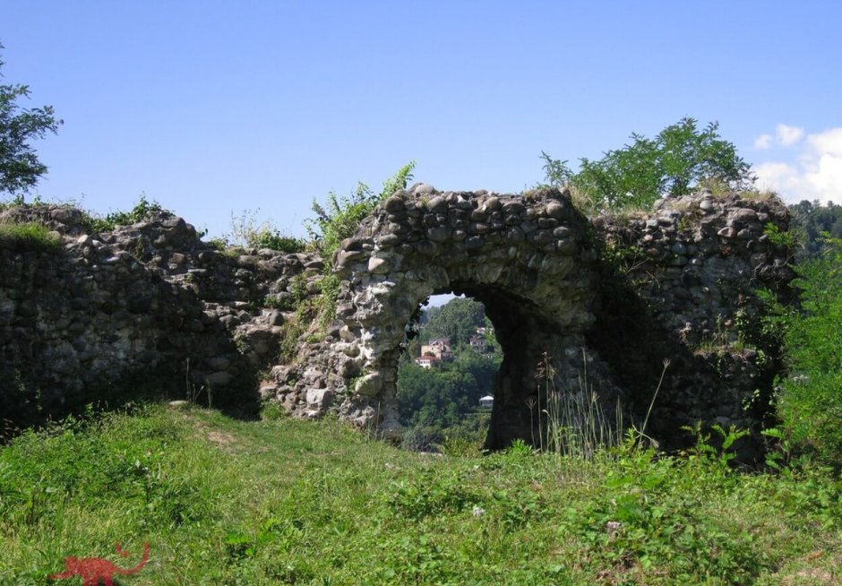 Замок Баграта Абхазия