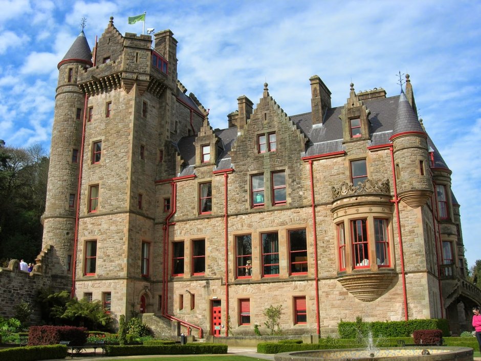 Замок Белфаст сад