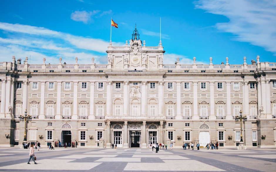 Дворец короля Испании в Мадриде