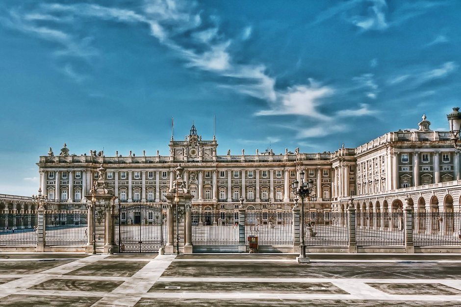Королевский дворец в Мадриде капелла