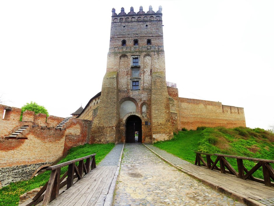 Замок Любарта Волынская область