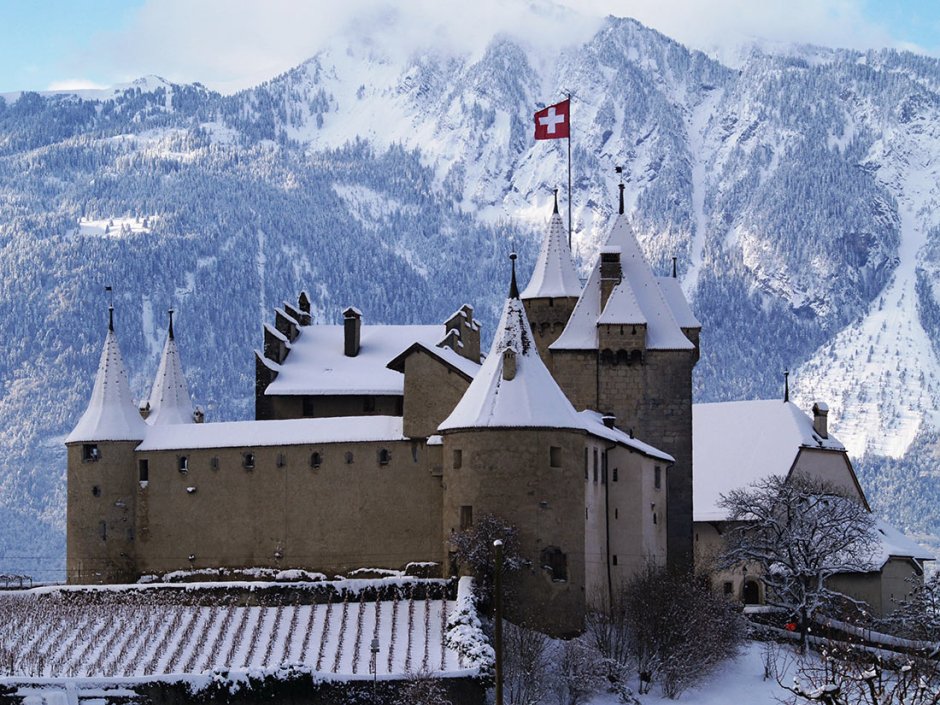 HR Giger Museum, Грюйер, Швейцария