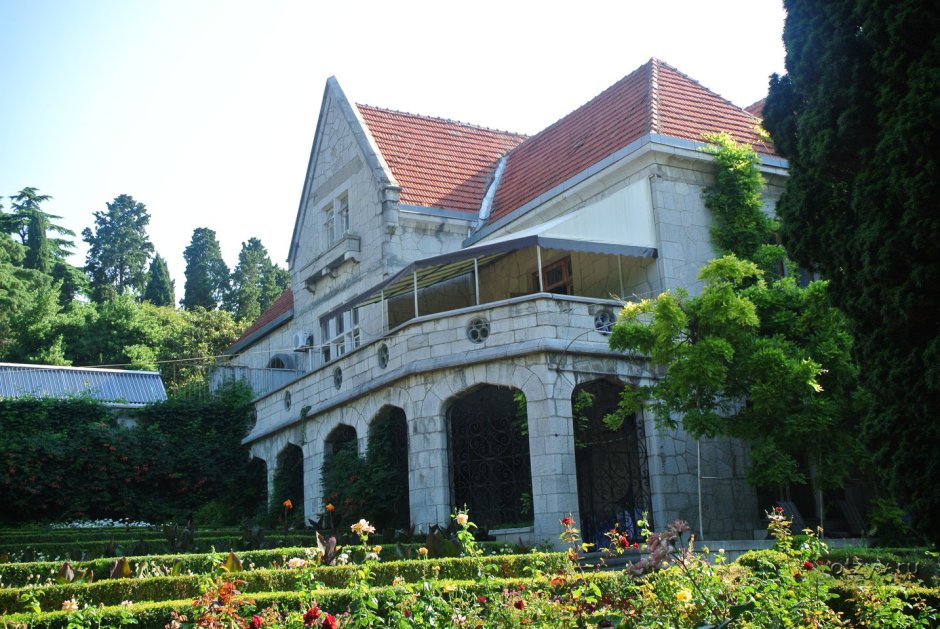 Крым парк Днепр Гаспра