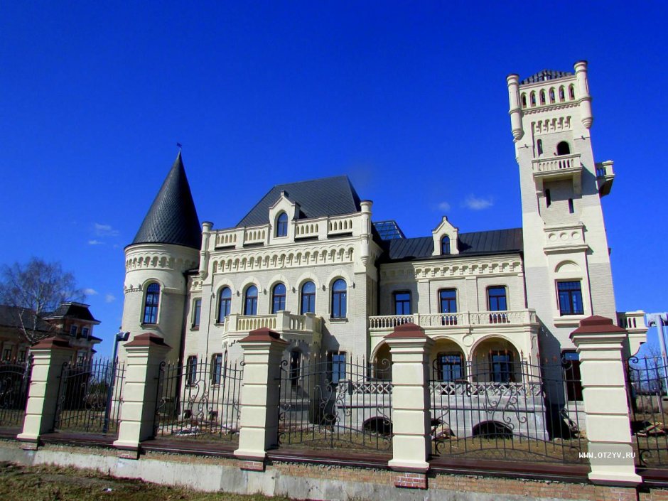 Замок Понизовкина красный Профинтерн