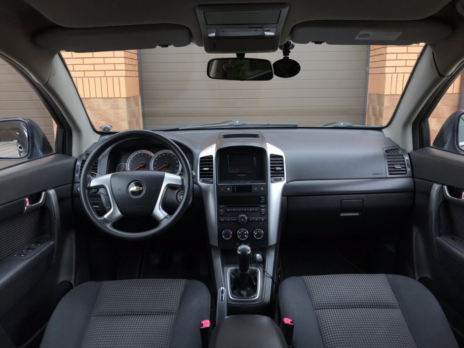 Chevrolet Captiva 2012 салон