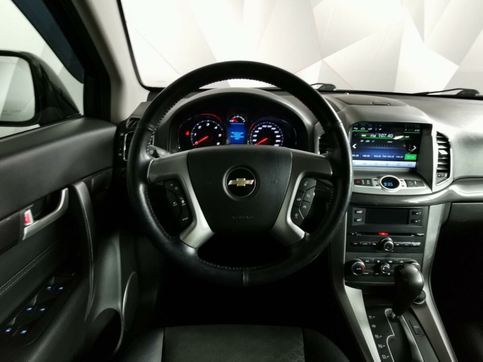 Chevrolet Captiva 2014 Interior