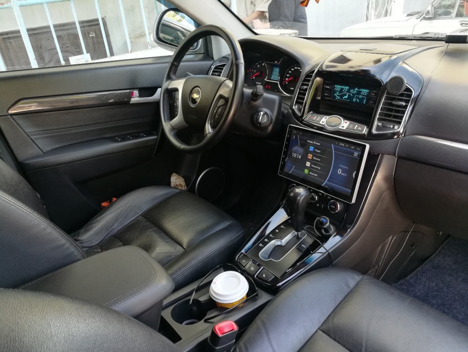 Chevrolet Captiva 2014 Interior