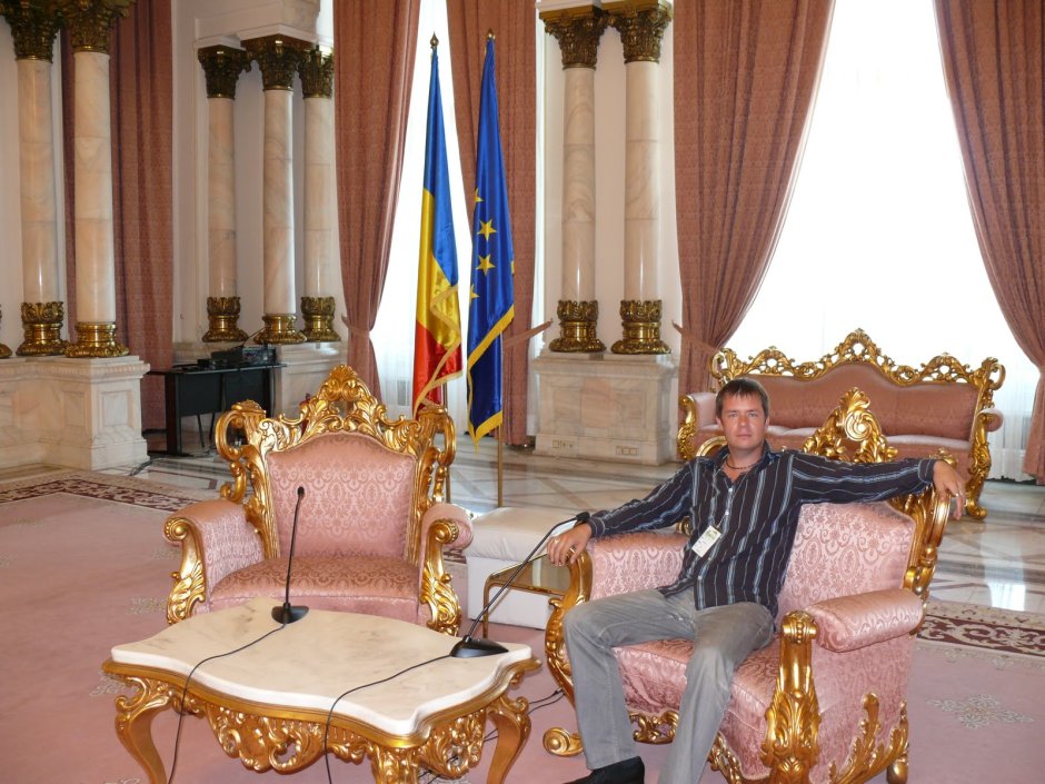 Дворец парламента Бухарест под землей