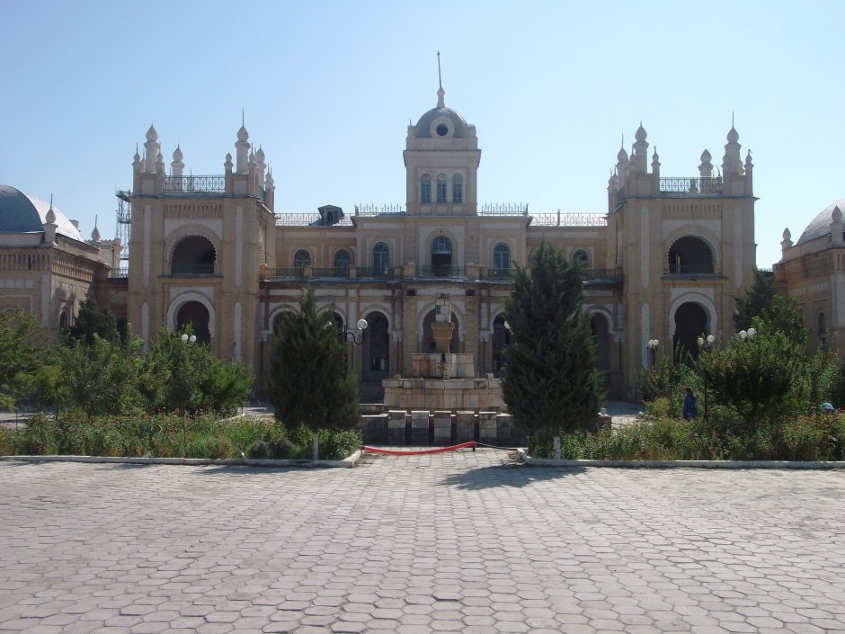 Бухара дворец Эмира в Кагане