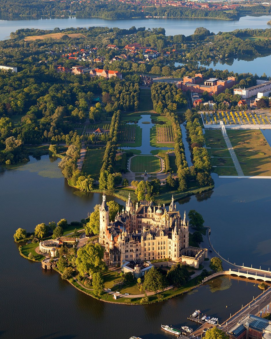 Замки Германии Шверинский замок