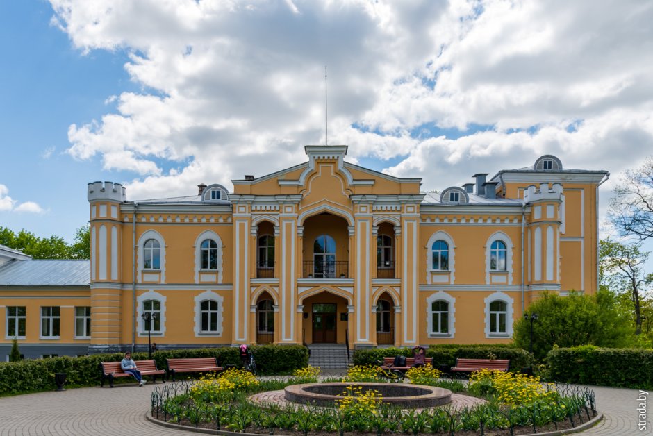 Дворцово-парковый комплекс гуттен-Чапских в Прилуках