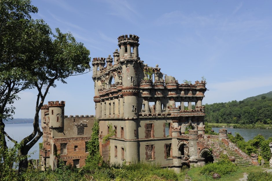 Заброшенный Подгорецкий замок внутри