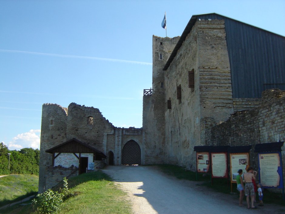 Рыцарский замок внутри зал