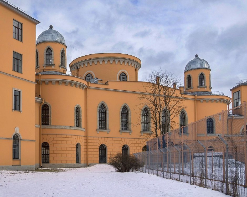 Чесменский дворец ГУАП