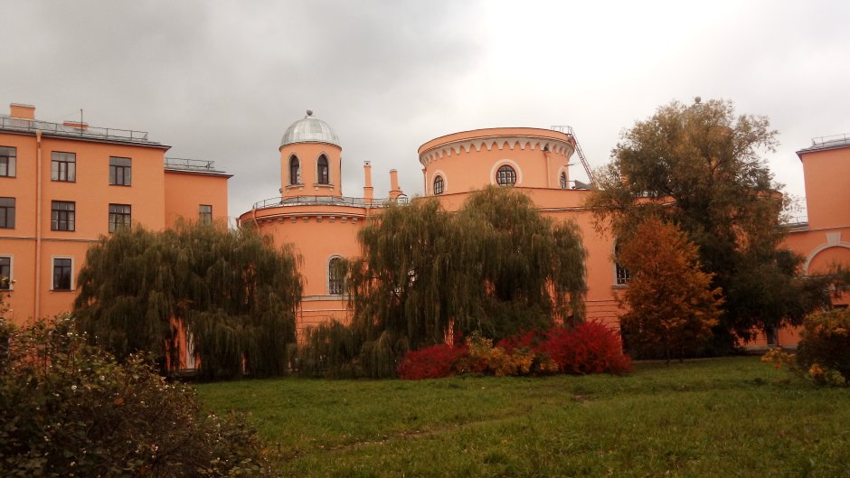 Чесменский дворец в Санкт-Петербурге