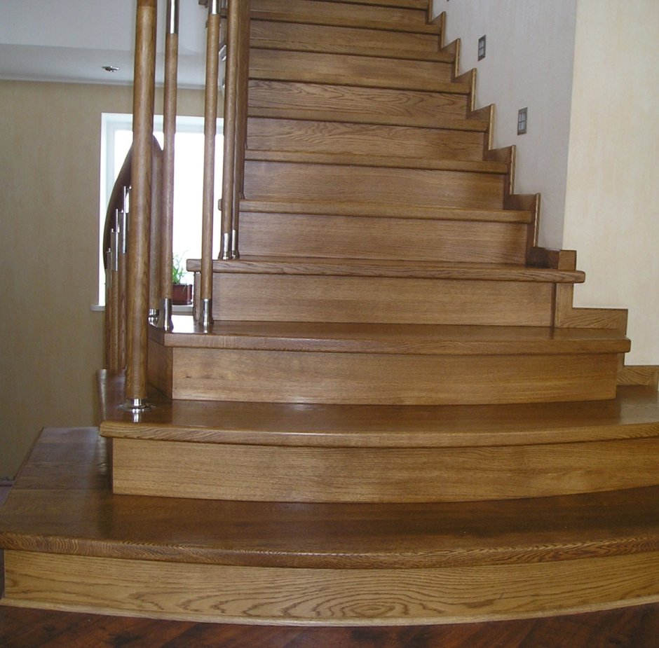 Ступени для лестницы и подступенки деревянные