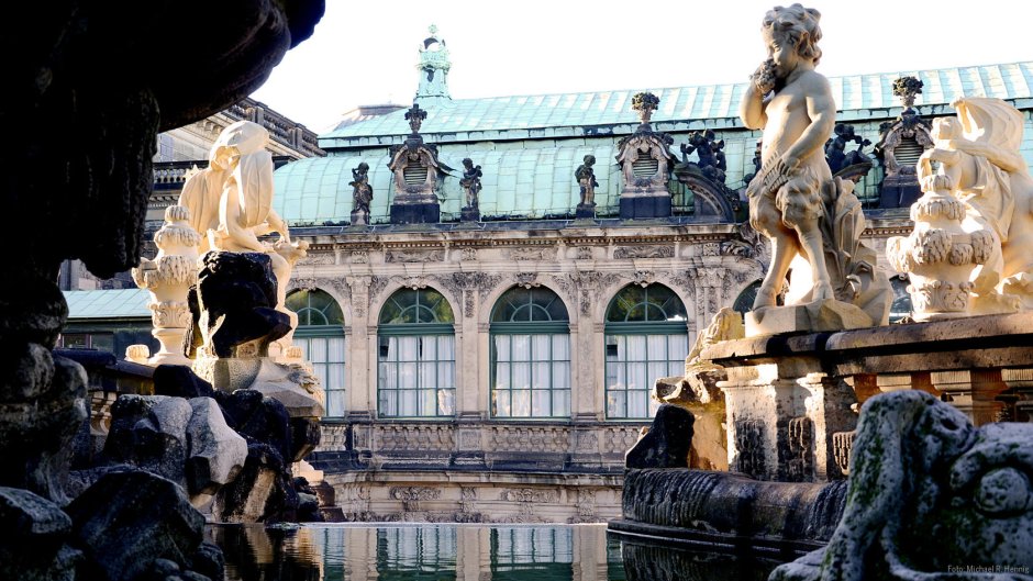 Дрезден дворец Цвингер интерьер