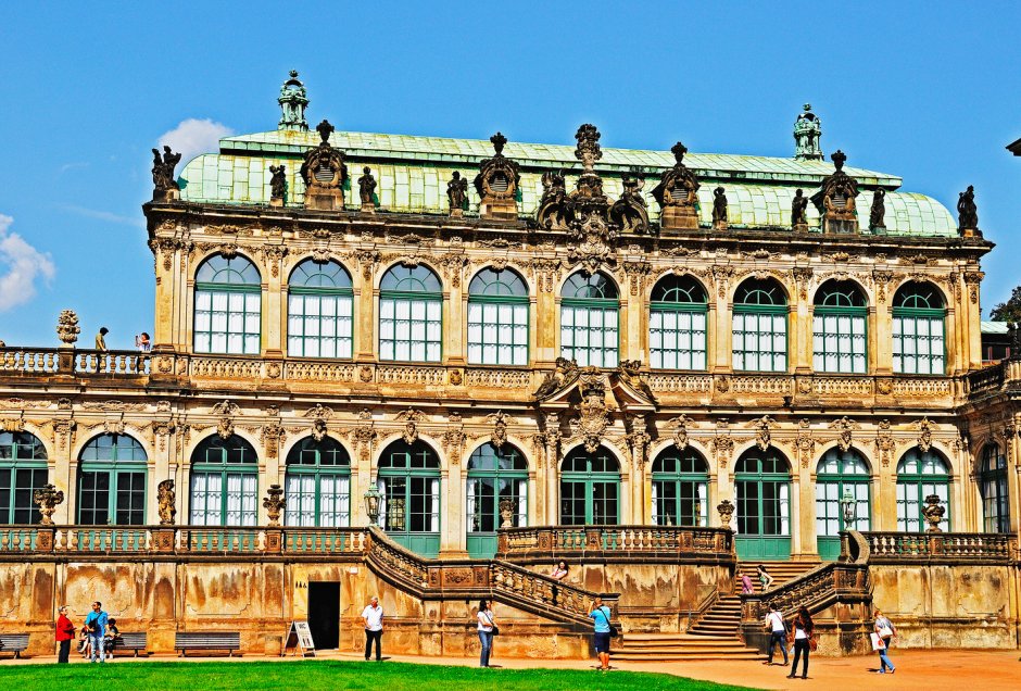 Дрезденский дворец Цвингер
