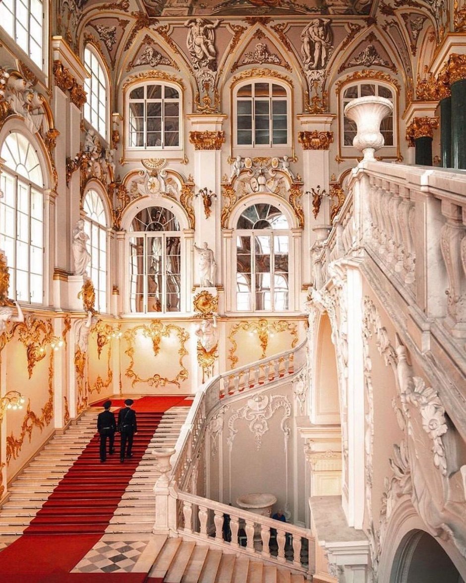 Зимний дворец рококо