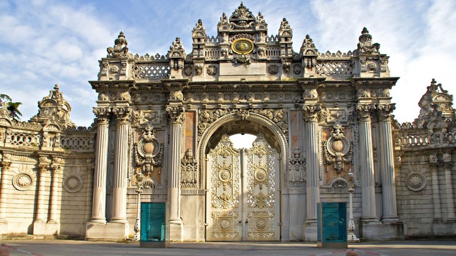 Dolmabahce Palace
