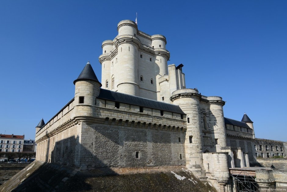 Венсенский замок донжон