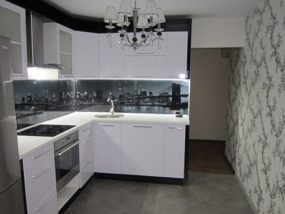 Кухня Модерн белая с серым