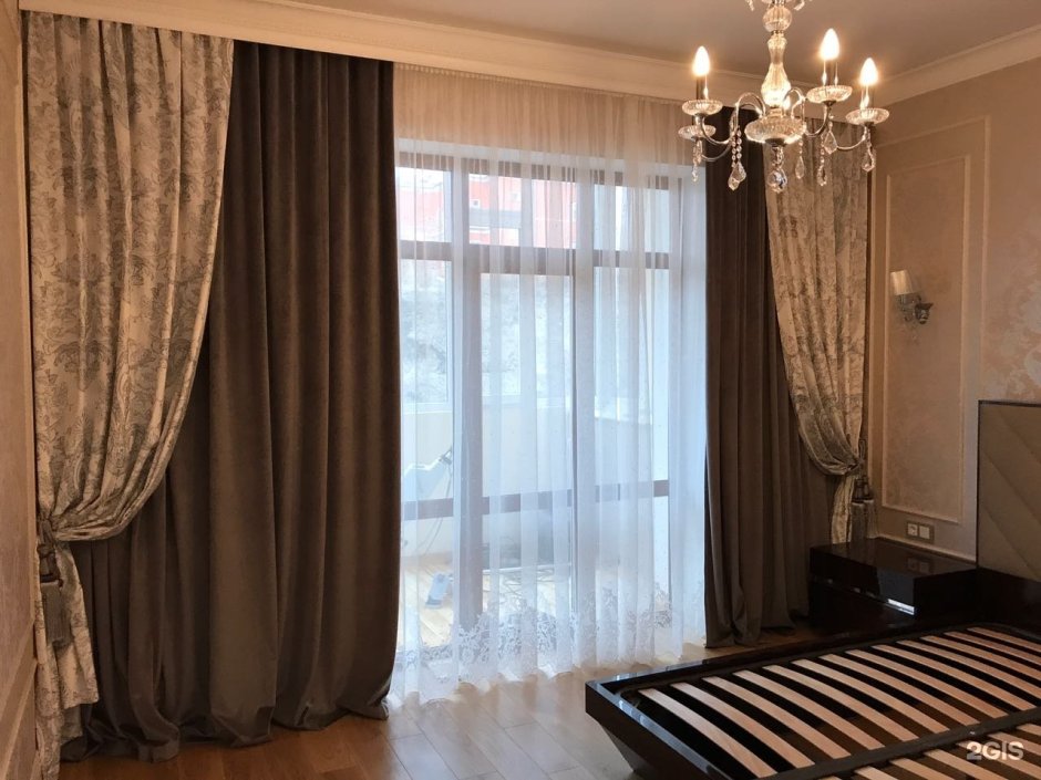 Карниз для штор в гостиную