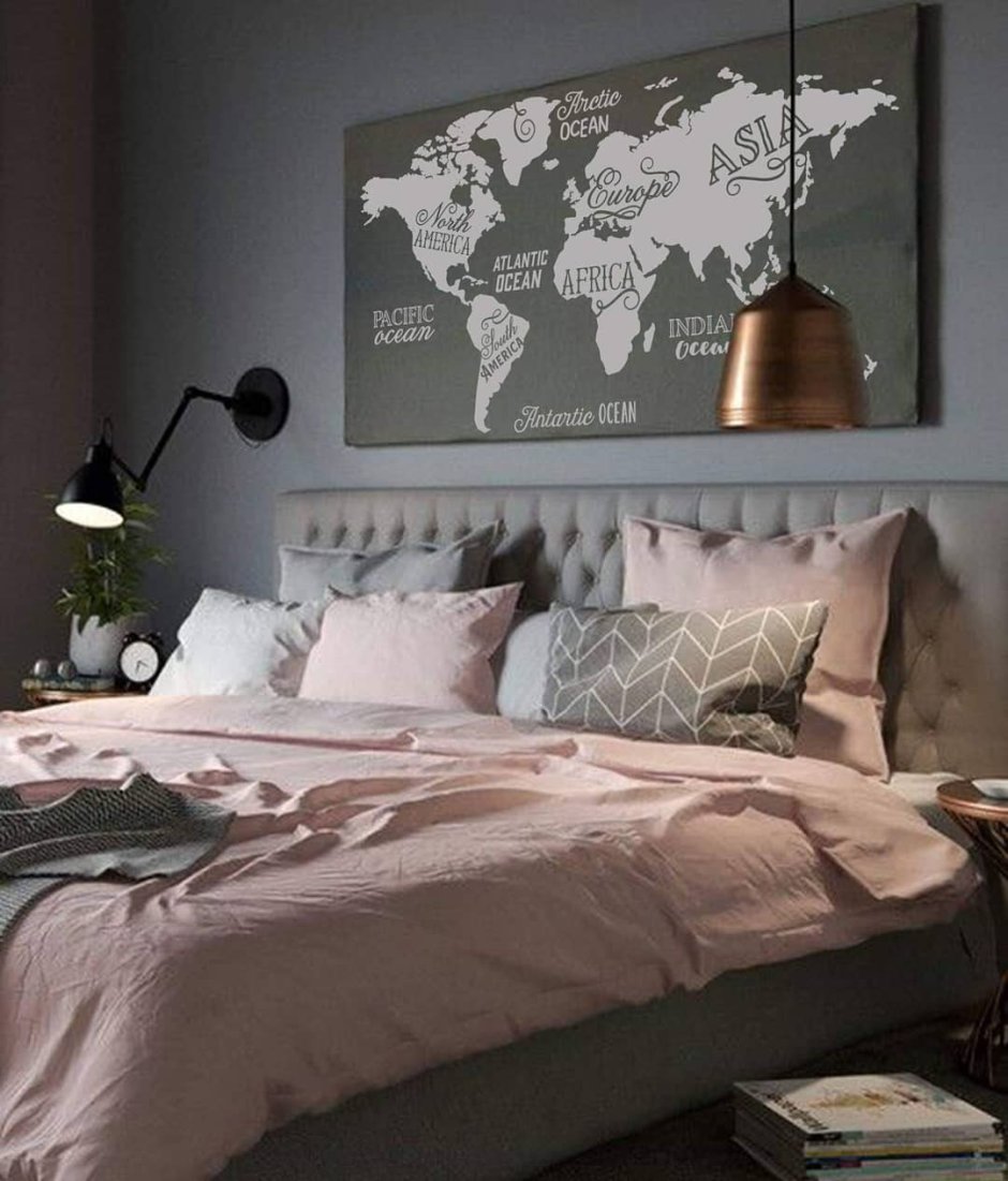 Пыльно розовый в интерьере спальни