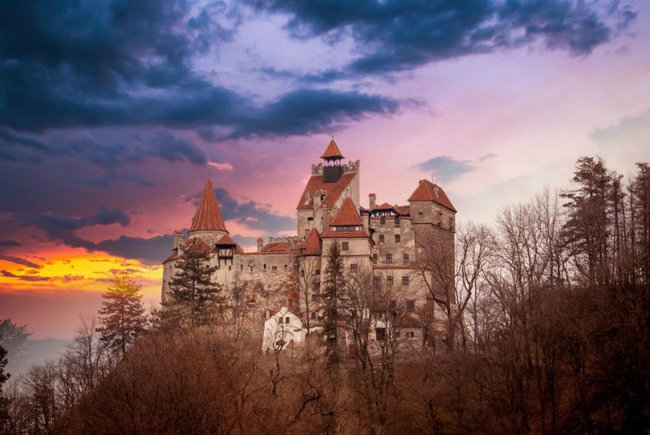 Отель в Румынии с видом на замок Дракулы
