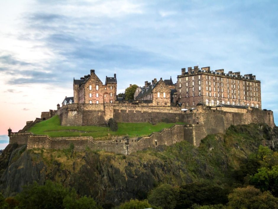 Эдинбургский замок Россошь