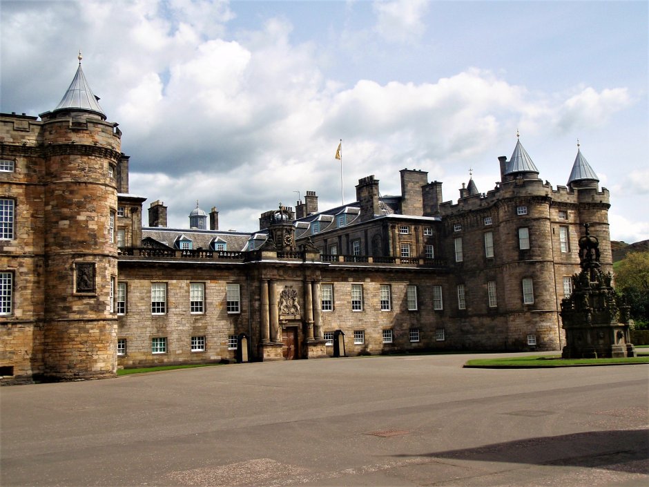 Резиденция Шотландии Эдинбург
