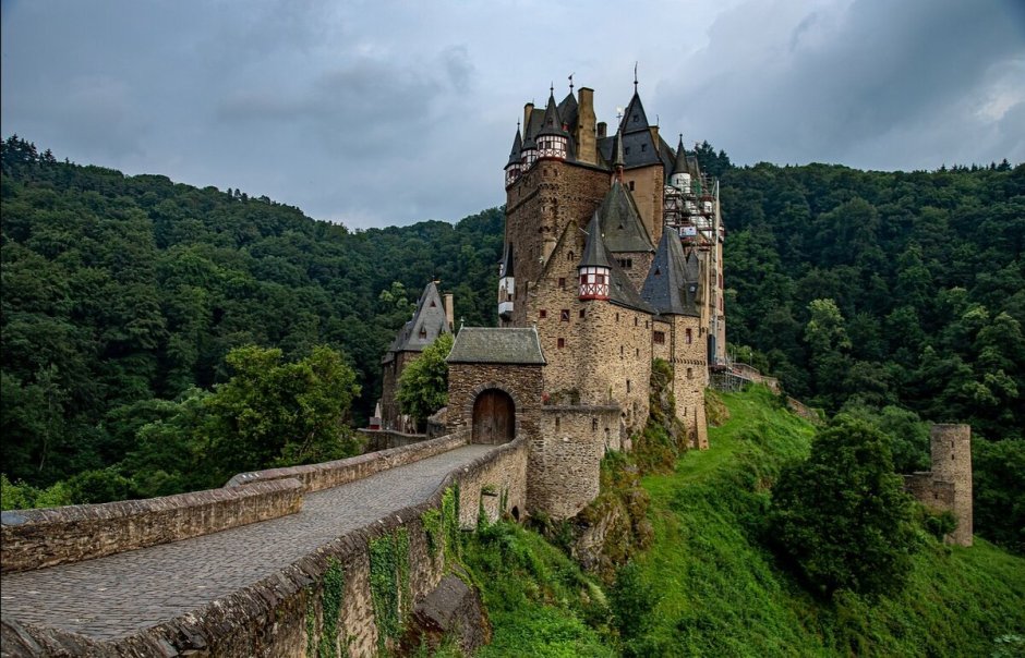 Замок Бург Эльц Германия