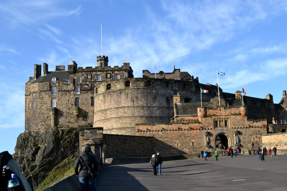 Картинки Эдинбургский замок в Шотландии