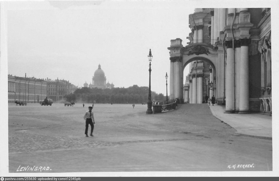 Дворцовая площадь 1930