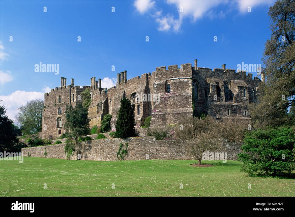 Замок Беркли Глостершир