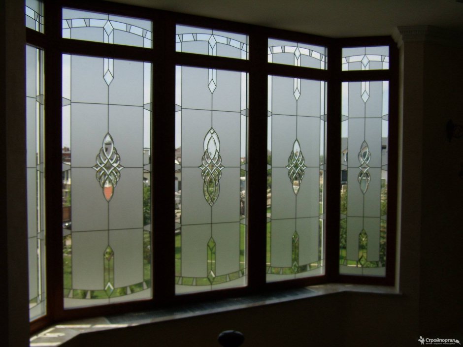 Панорамные окна Рехау для загородного дома
