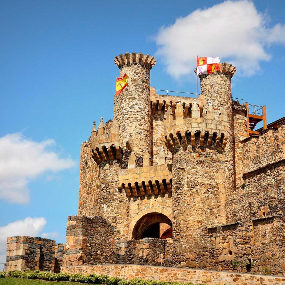 Замок Понферрада, Испания