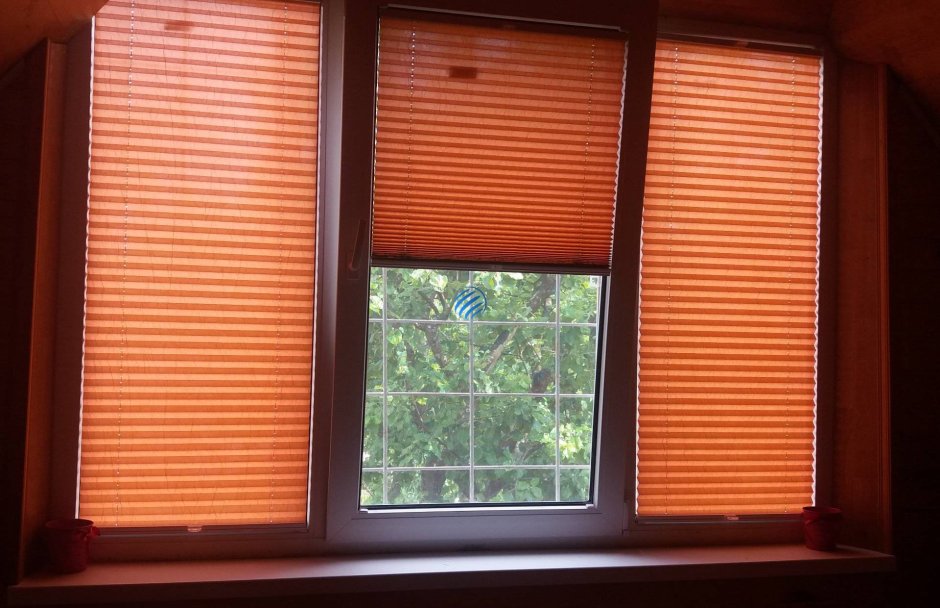 Жалюзи под дерево на пластиковые окна